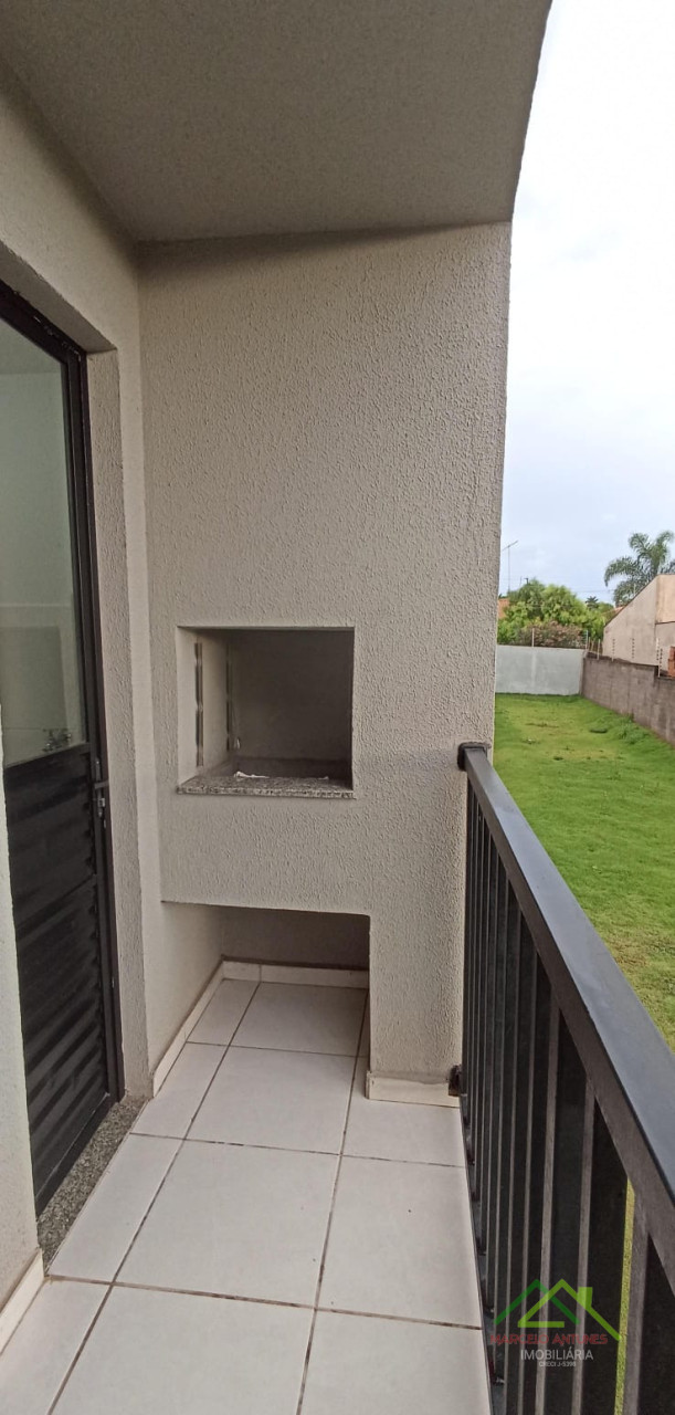 Apartamento com 2 quartos e sacada com churrasqueira Imagens do imóveis Apartamento com 2 quartos e sacada com churrasqueira