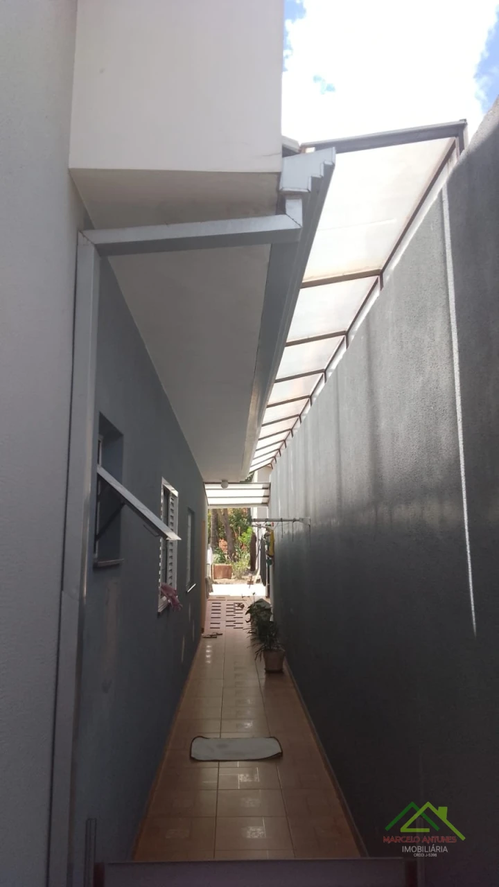 Imagens do imóveis Casa com 3 quartos e 1 suíte em Arapongas