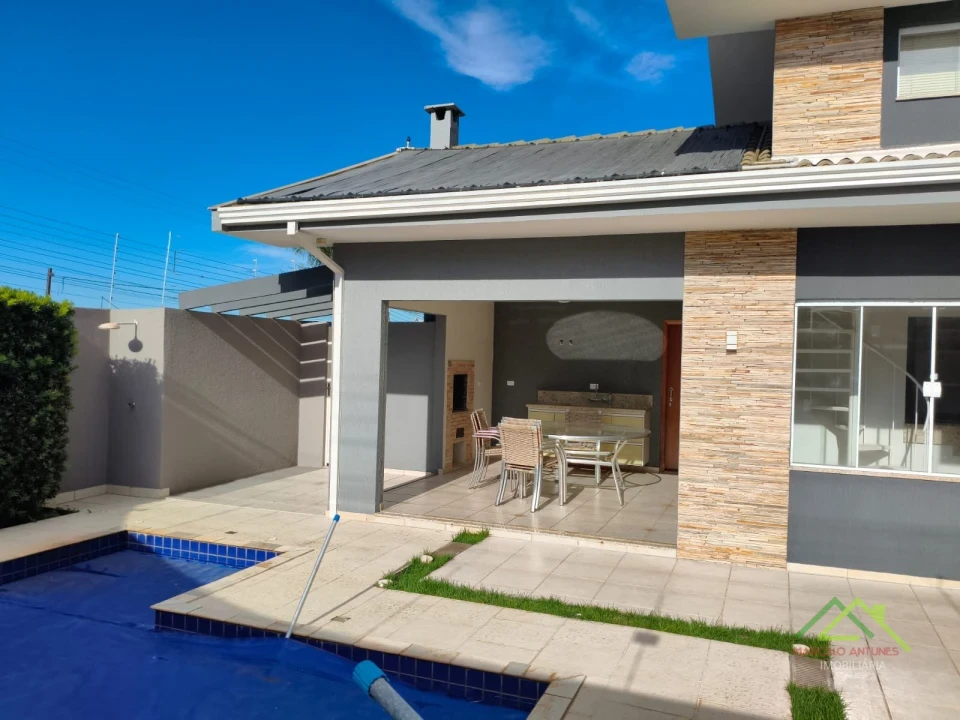 Imagens do imóveis Casa Alto Padrão com3 quartos e suíte máster