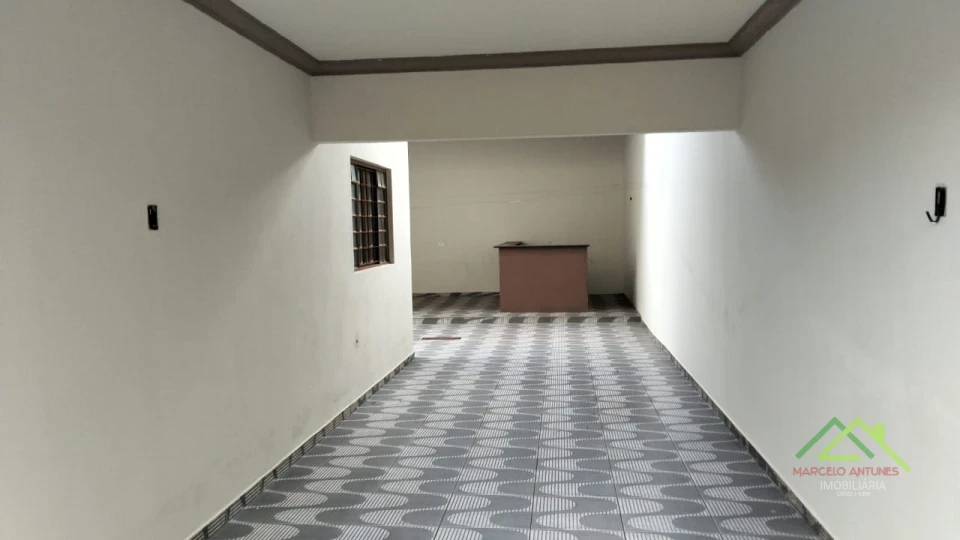 Imagens do imóveis Sobrado com 3 quartos sendo uma suíte no Res. Abussafe em Cambé