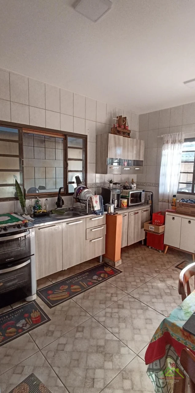Imagens do imóveis Casa com 2 quartos terreno inteiro em Bairro próximo ao Centro de Rolândia