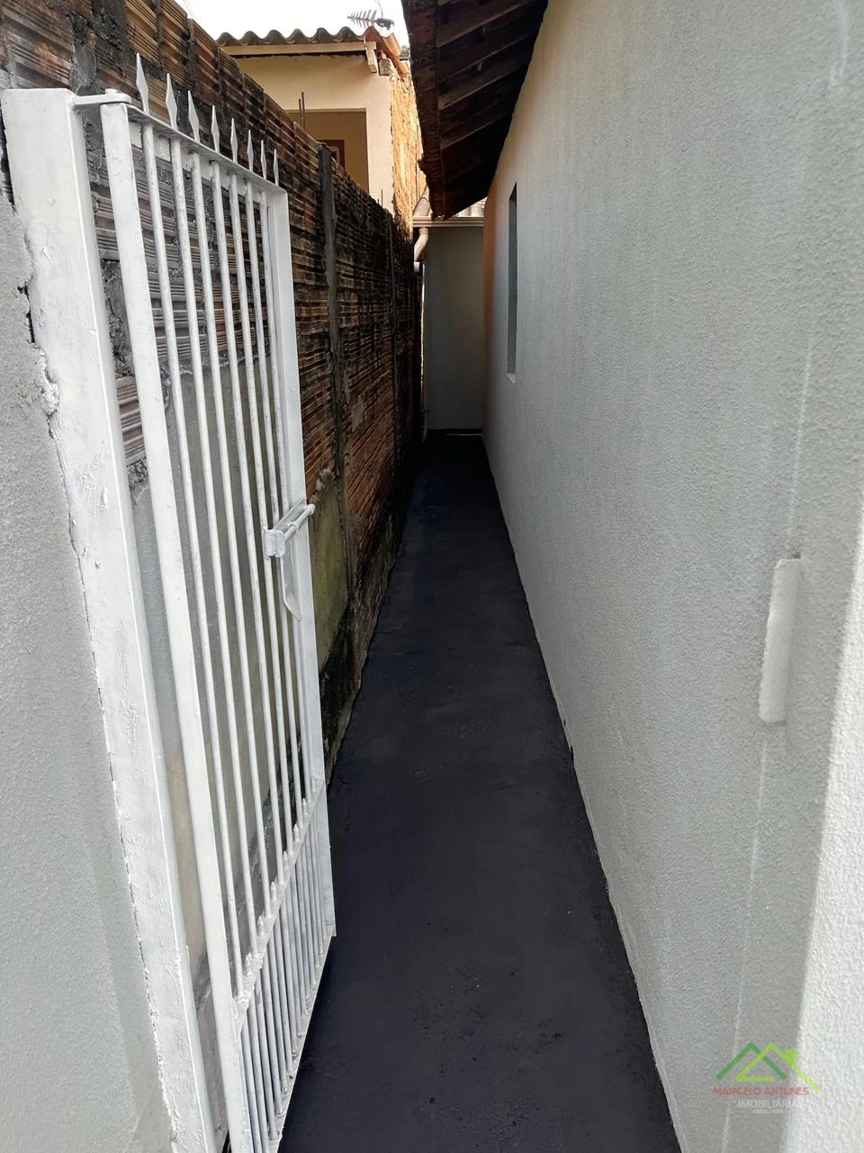 Imagens do imóveis Casa com dependência nos fundos em Cambé