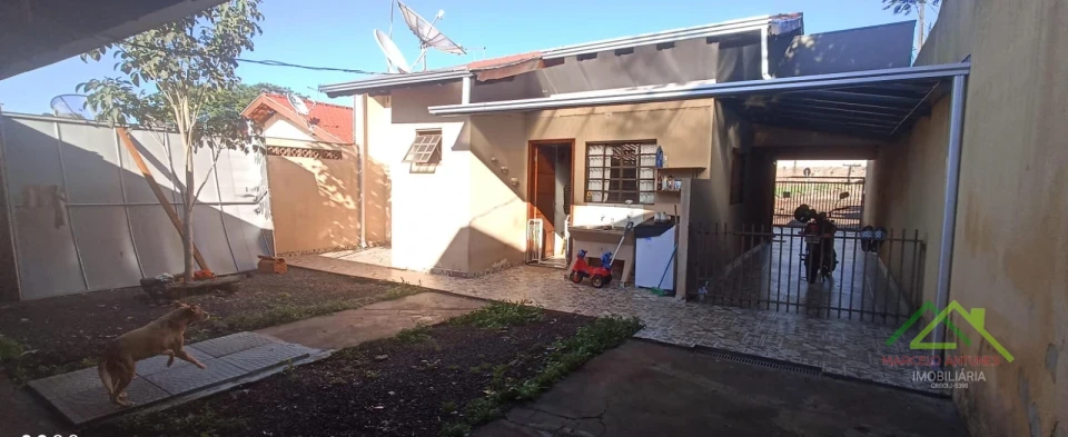 Imagens do imóveis Casa com 2 quartos terreno inteiro em Bairro próximo ao Centro de Rolândia