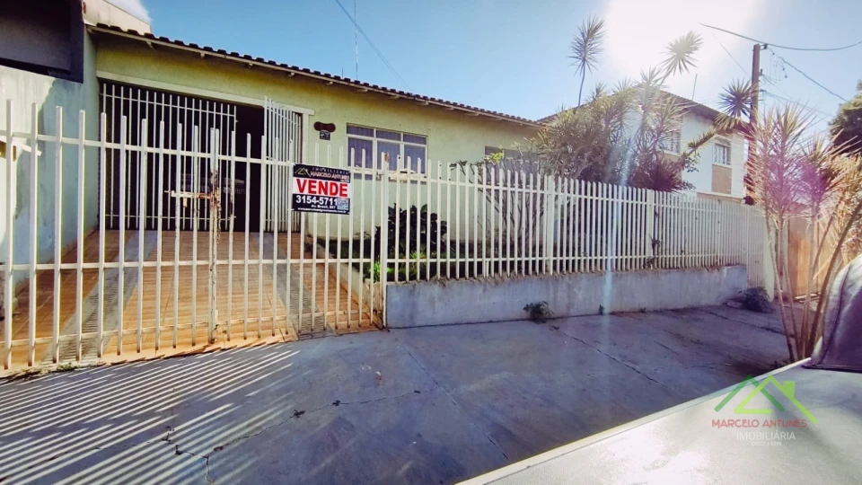 Imagens do imóveis Casa com 4 quartos e 1 suíte em Ibiporã