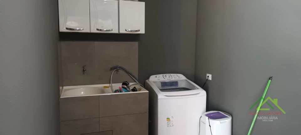 Imagens do imóveis Casa c/ piscina 3 quartos uma suíte com hidro e closet Jd Alvorada em Cambé