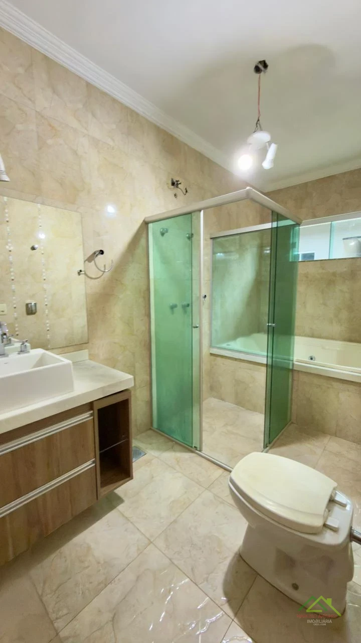 Imagens do imóveis Casa com 3 quartos e 1 suíte máster com hidro e closet