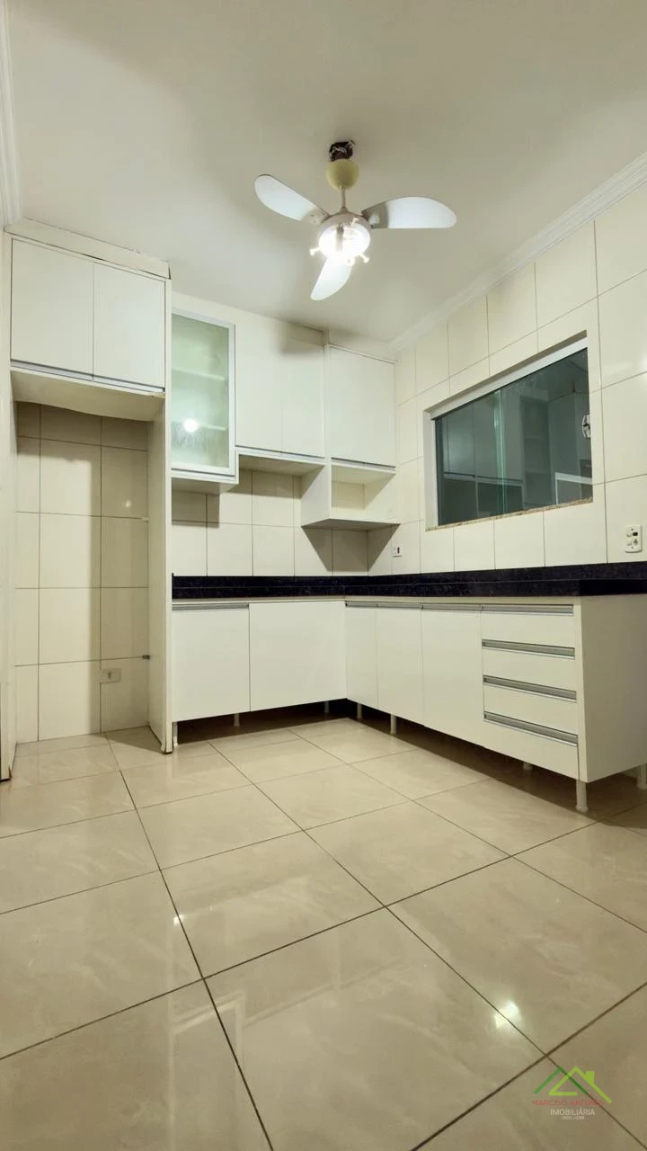 Imagens do imóveis Casa com 3 quartos e 1 suíte máster com hidro e closet