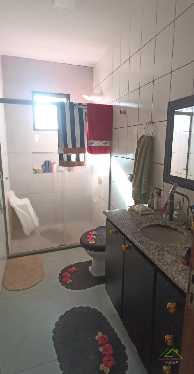Imagens do imóveis Casa com 2 quartos terreno inteiro em Bairro próximo ao Centro de Rolândia