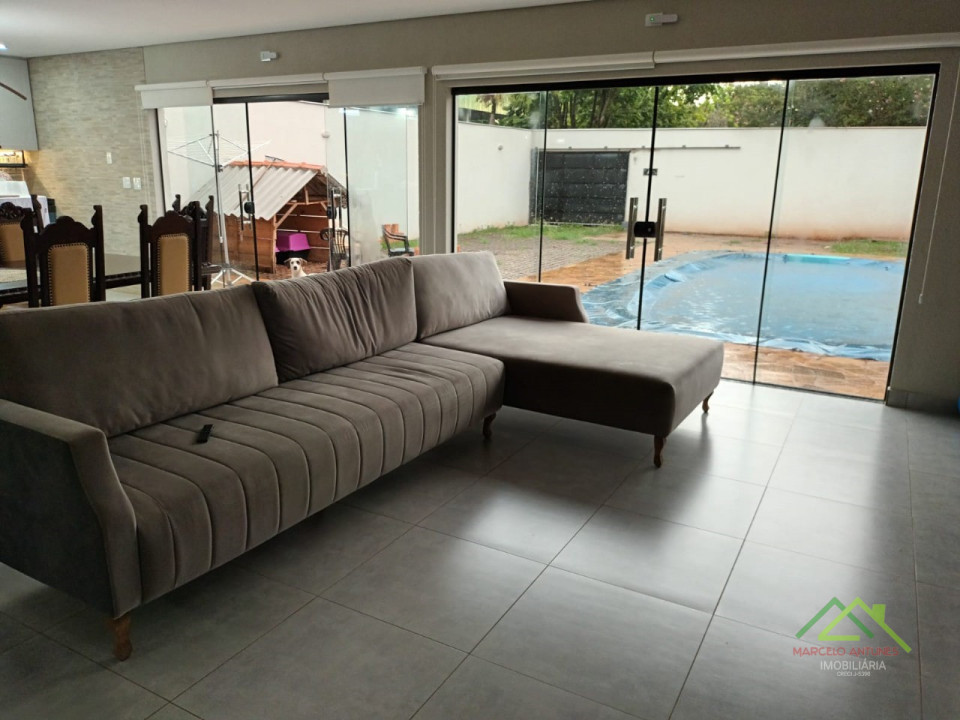 Casa com 3 quartos e 1 suíte Imagens do imóveis Casa com 3 quartos e 1 suíte
