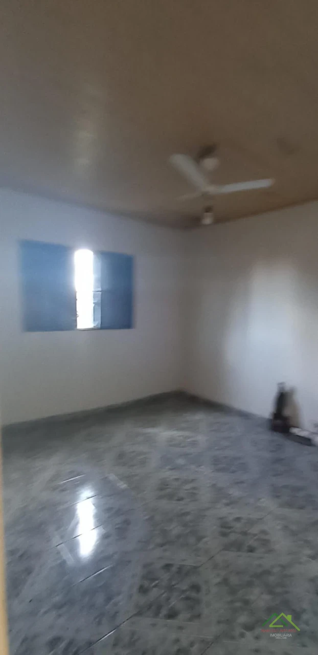 Imagens do imóveis Casa com 3 quartos e edícula nos fundos em Cambé