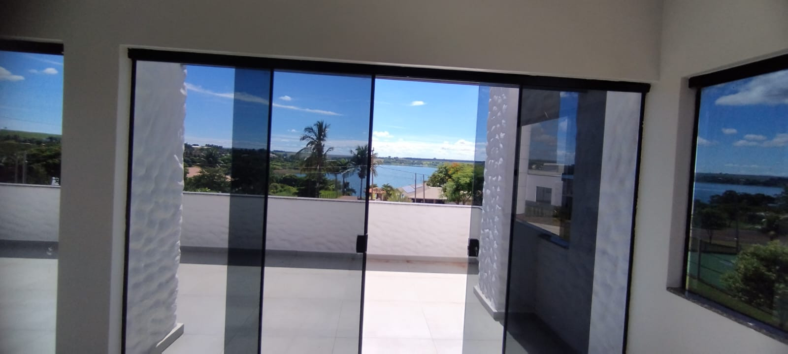 SOBRADO CONDOMINIO PORTO DAS ÁGUAS Imagens do imóveis SOBRADO CONDOMINIO PORTO DAS ÁGUAS