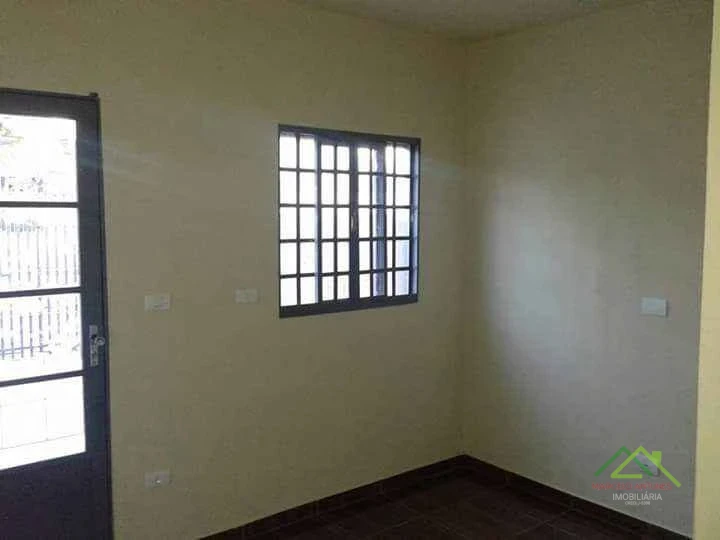Imagens do imóveis 2 casas geminadas com 2 quartos cada na Vila Salomé em Cambé