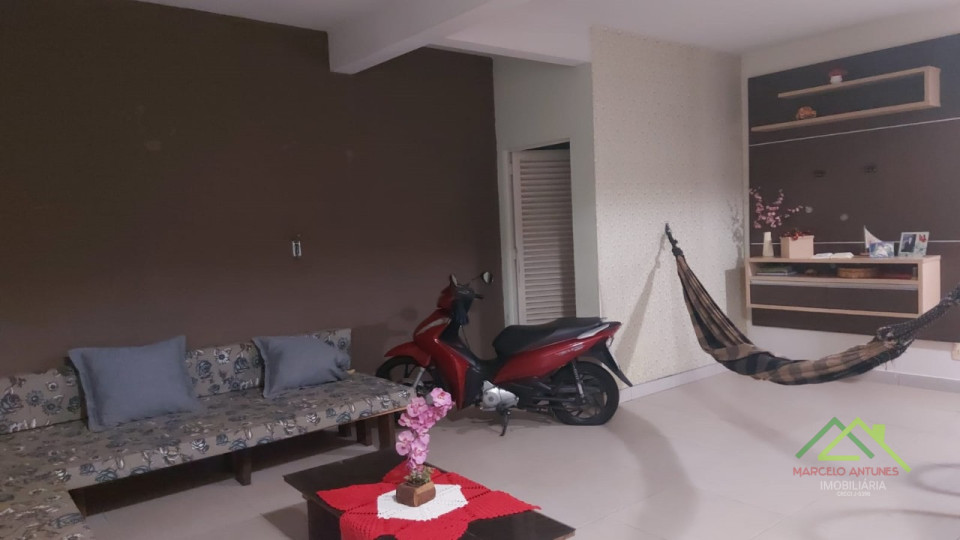 Casa com 2 suíte, uma com closet Imagens do imóveis Casa com 2 suíte, uma com closet