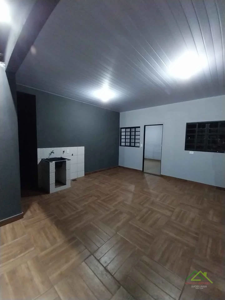 Imagens do imóveis 2 Casas em terreno de 250m² no Jd. Andaluzia em Cambé