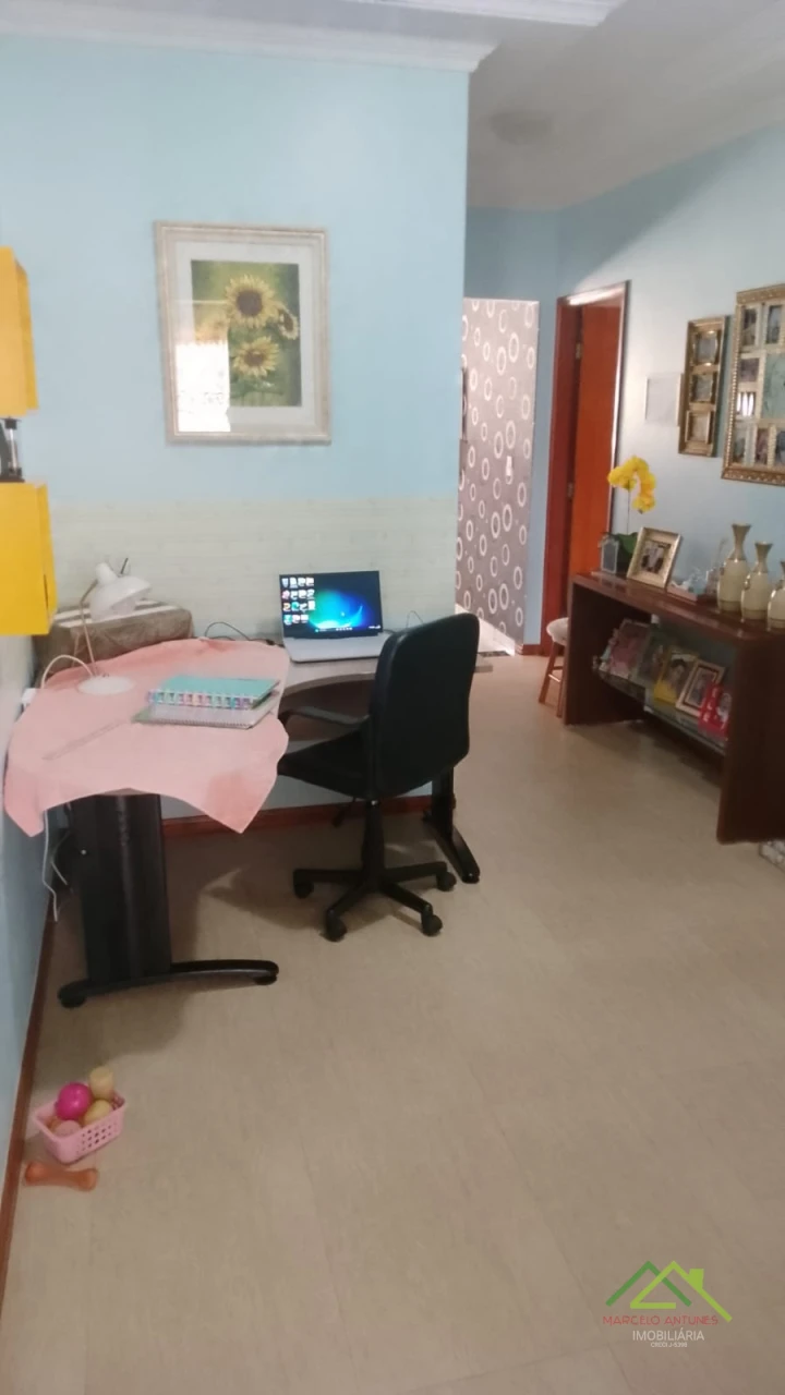 Imagens do imóveis Casa com 3 quartos e 1 suíte em Arapongas