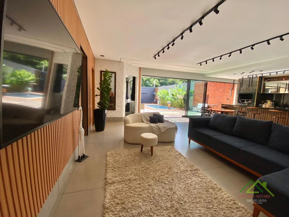 Imagens do imóveis Casa com 2 quartos e piscina em Cambé
