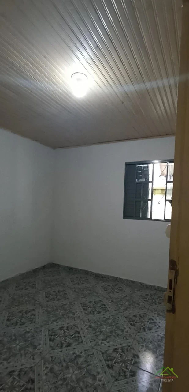 Imagens do imóveis Casa com 3 quartos e edícula nos fundos em Cambé