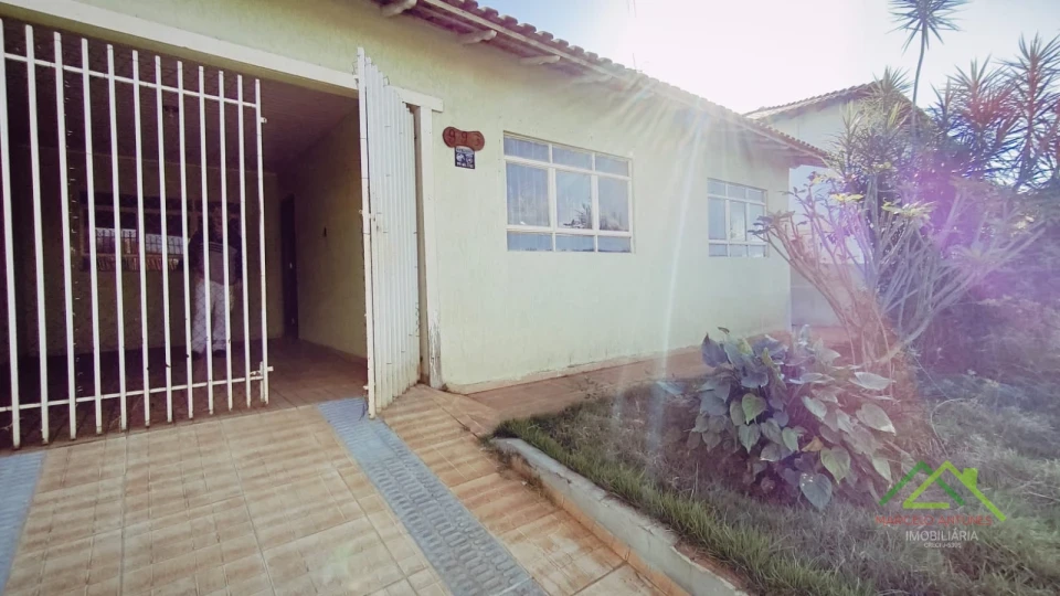 Imagens do imóveis Casa com 4 quartos e 1 suíte em Ibiporã