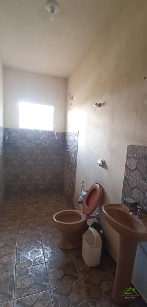 Imagens do imóveis Edícula com 2 quartos em terreno de 608m² em Cambé