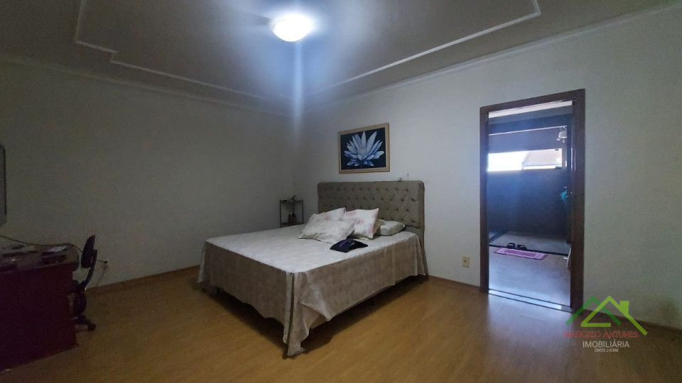 Casa com 2 suíte, uma com closet Imagens do imóveis Casa com 2 suíte, uma com closet