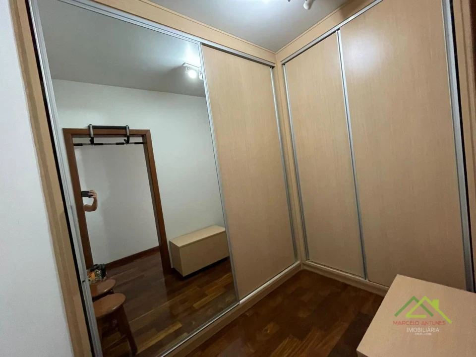 Imagens do imóveis Sobrado padrão com 3 quartos e suíte com closet em Cambé/PR