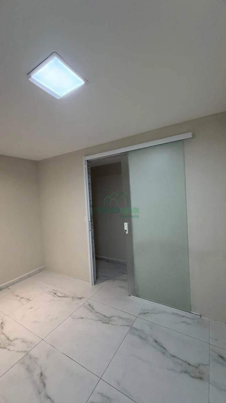 Ponto comercial no Heliópolis por R$1.800,00