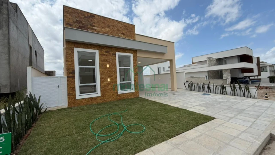 Imagens do imóveis Casa de alto padrão para locação no Condomínio Portal das Colinas por R$4.500,00