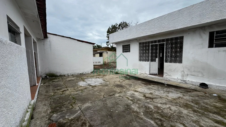 Casa comercial para aluguel no Heliópolis por R$8.000,00