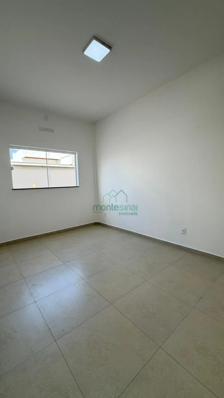 Imagens do imóveis Casa de alto padrão para locação no Condomínio Portal das Colinas por R$4.500,00