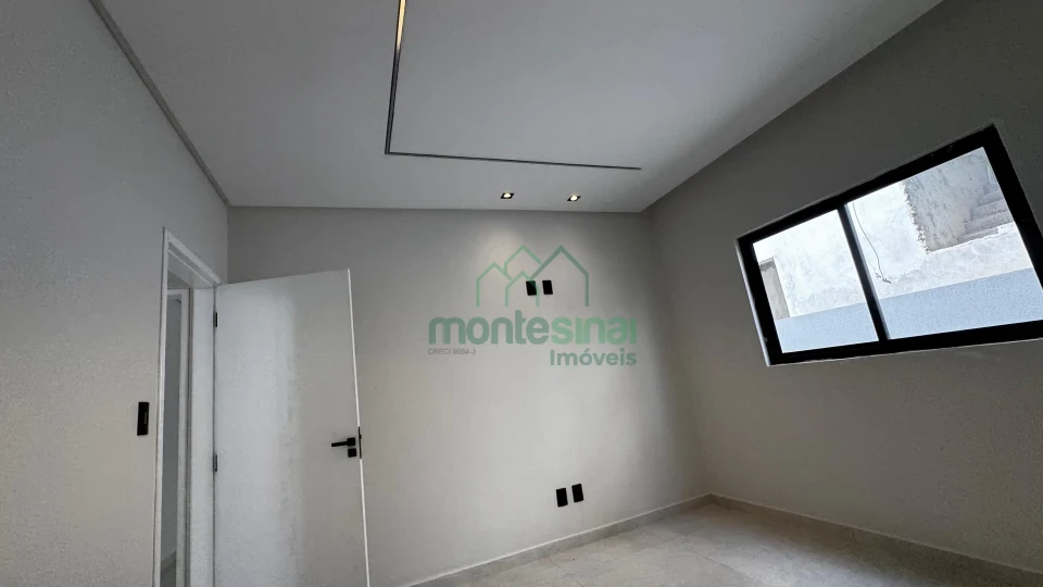Imagens do imóveis Casa de alto padrão para locação no Portal das Colinas por R$5000,00