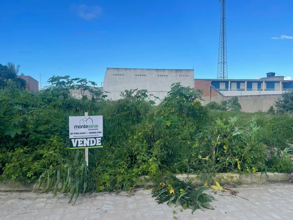 Imagens do imóveis Terreno À Venda Cohab Iii Garanhuns