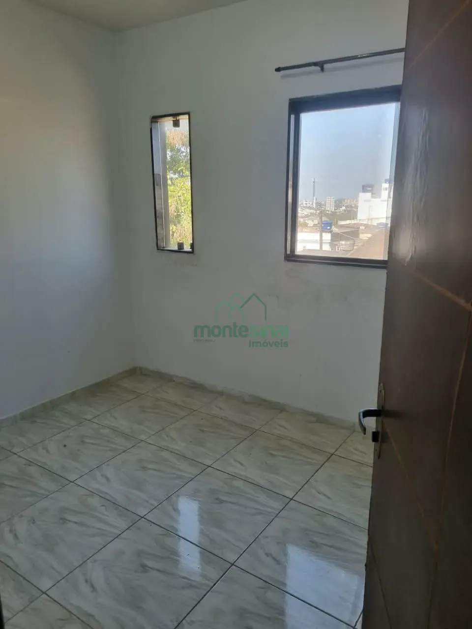 Apartamento Para Locação Próximo a UPE