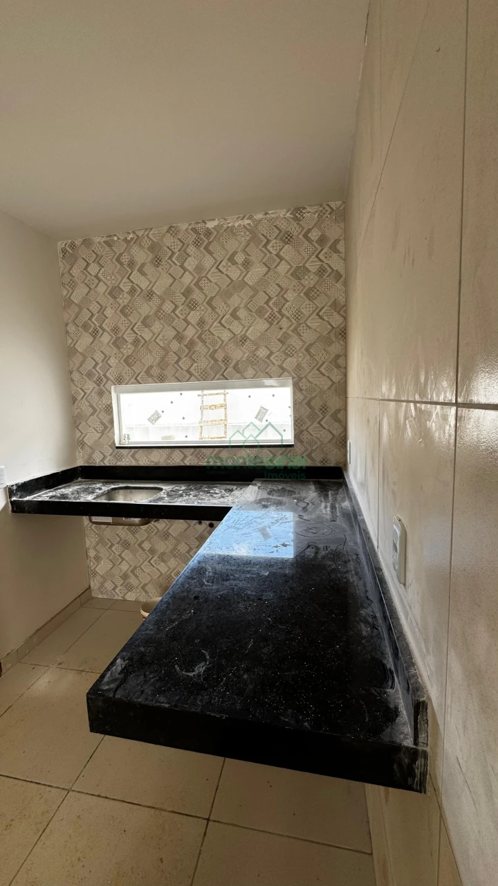 Casa à venda no bairro Francisco Simão dos Santos Figueira em Garanhuns/PE
