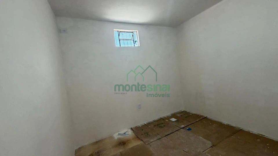 Imagens do imóveis Casa comercial para locação no Heliópolis por R$4.700,00