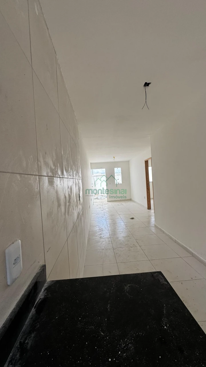 Casa à venda no bairro Francisco Simão dos Santos Figueira em Garanhuns/PE