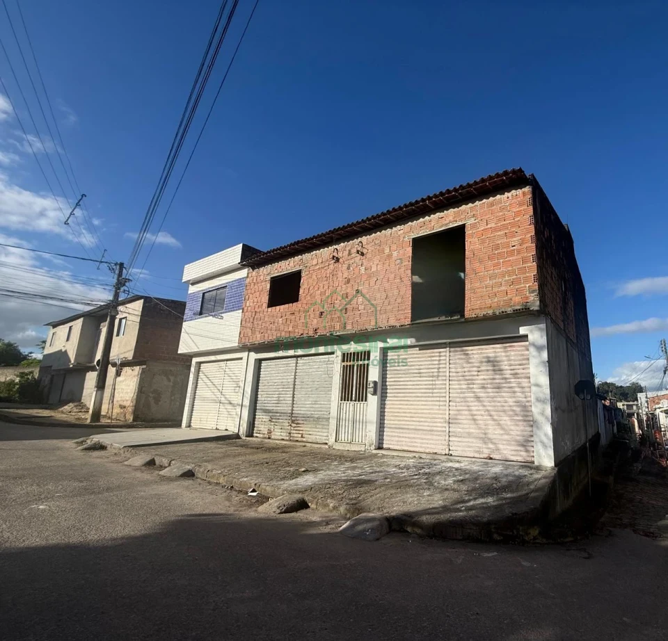 Imagens do imóveis Prédio com dois Apartamentos e dois pontos comercial  À Venda Boa Vista Garanhuns R$ 600.000,00