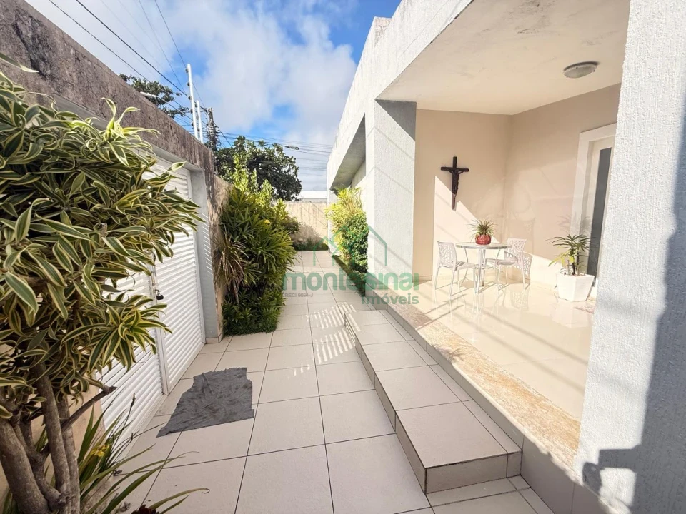 Casa À Venda Heliópolis Garanhuns Alto padrão R$2.500.000,00