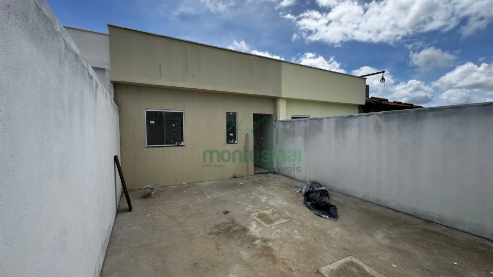 Casa à venda no bairro Francisco Simão dos Santos Figueira em Garanhuns/PE
