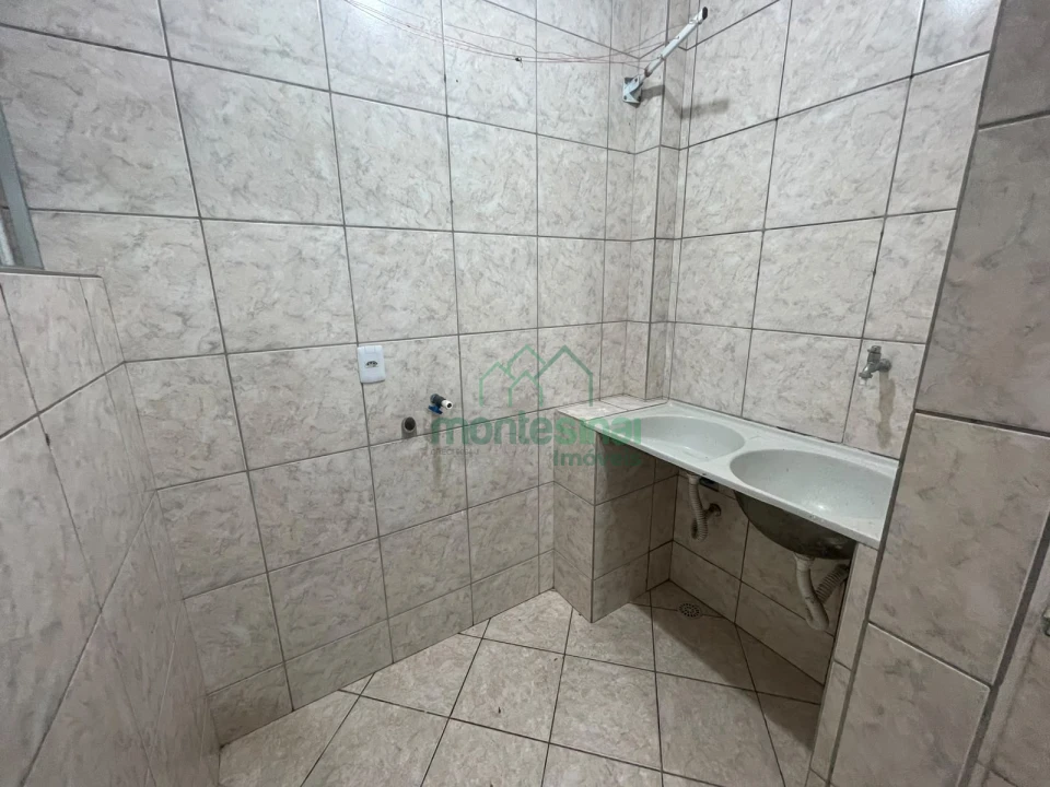 Apartamento com dois quartos para locação no Centro de Garanhuns por R$1.350,00