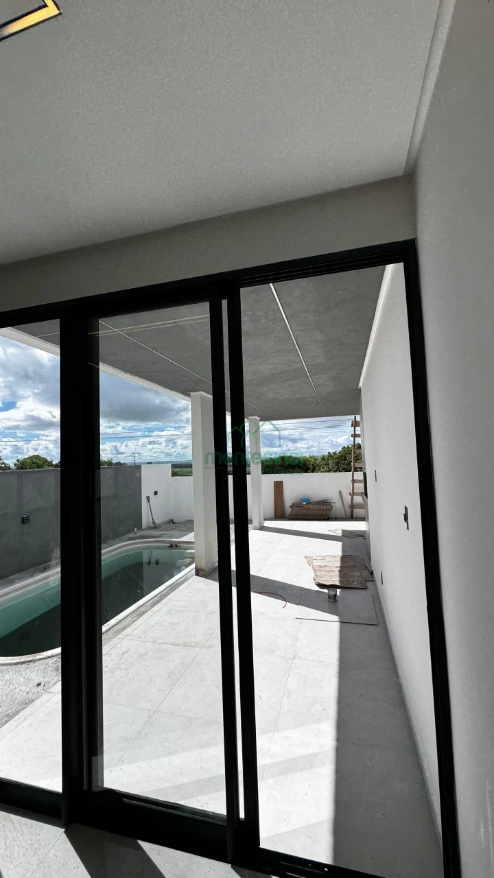 Imagens do imóveis Casa de alto padrão para locação no Portal das Colinas por R$5000,00