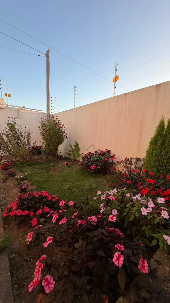Imagens do imóveis Casa para locação no cidade das flores em Garanhuns por R$2.200