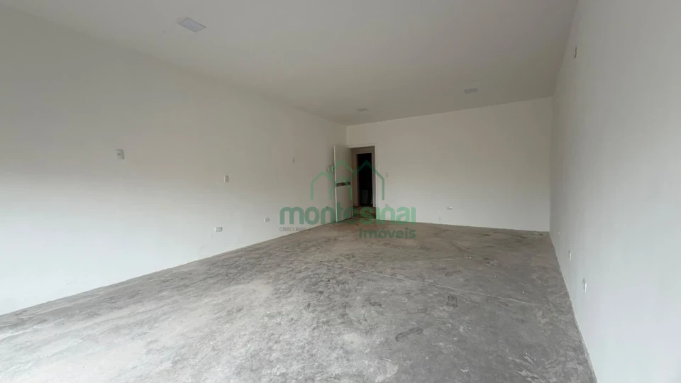 Sala comercial para locação no Heliópolis por R$1.500,00