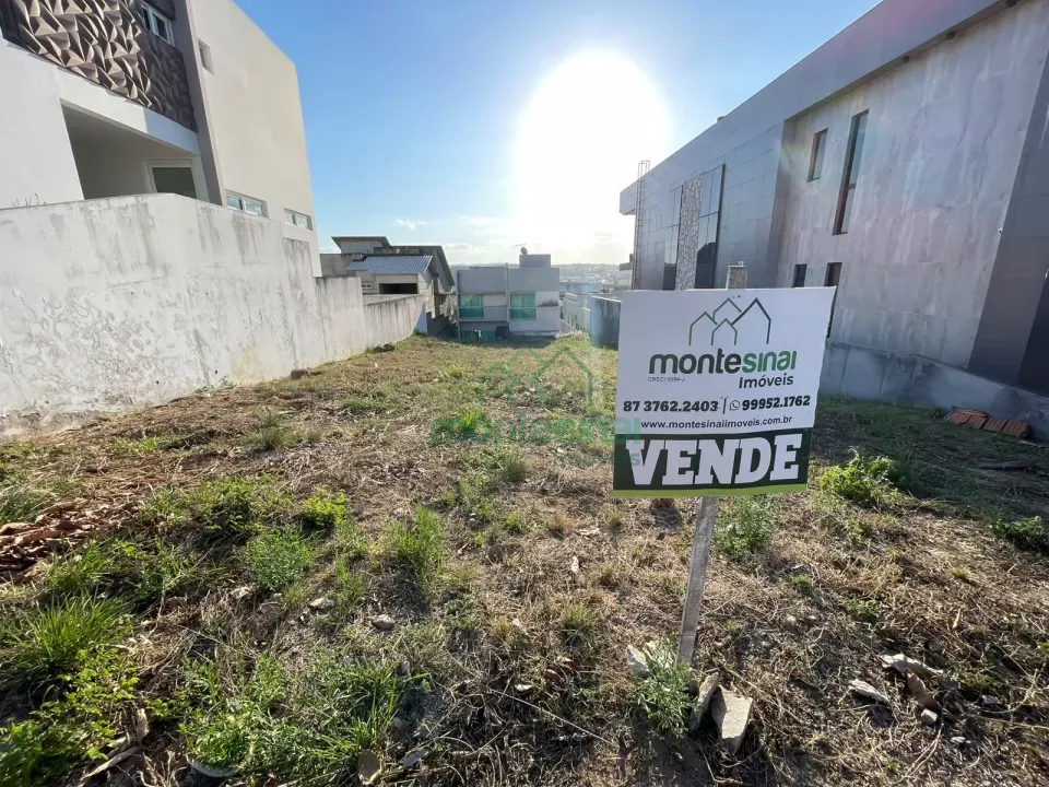 Imagens do imóveis Terreno à venda no condomínio Alamedas da serra por R$230.000,00