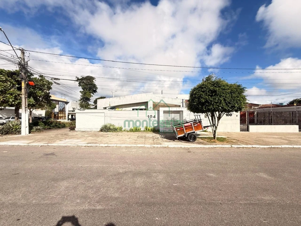 Casa À Venda Heliópolis Garanhuns Alto padrão R$2.500.000,00