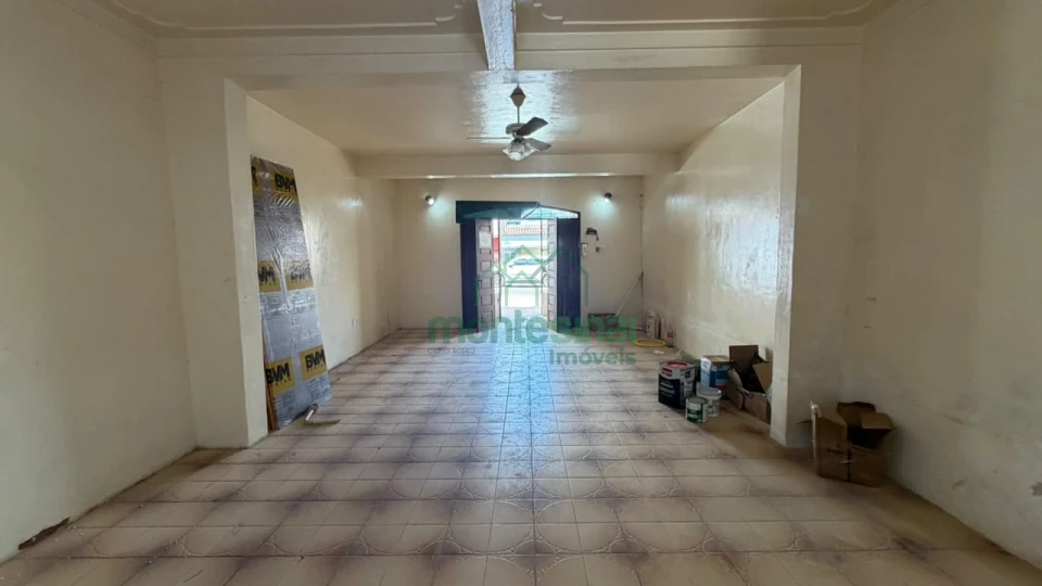 Imagens do imóveis Casa comercial para locação no Heliópolis por R$4.700,00