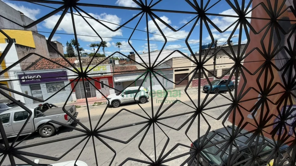 Imagens do imóveis Casa comercial para locação no Heliópolis por R$4.700,00
