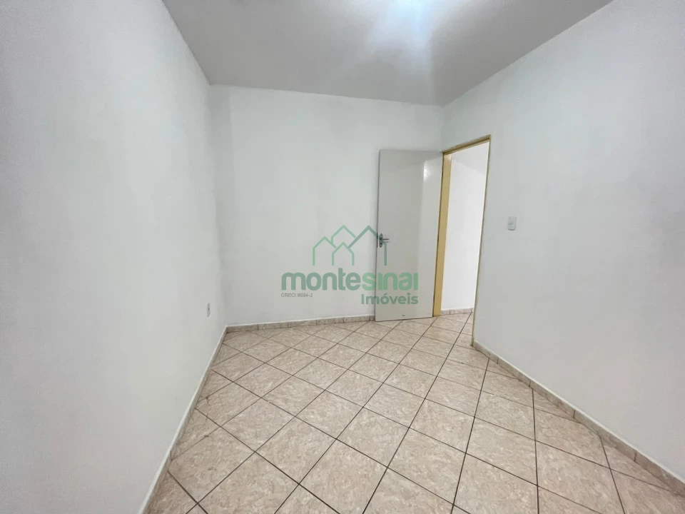 Apartamento com dois quartos para locação no Centro de Garanhuns por R$1.350,00