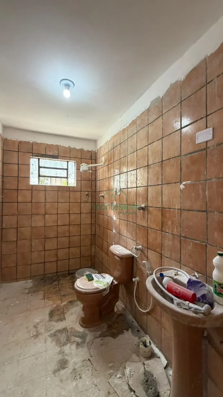 Imagens do imóveis Casa comercial para locação no Heliópolis por R$4.700,00