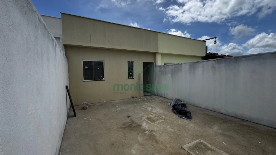 Casa à venda no bairro Francisco Simão dos Santos Figueira em Garanhuns/PE