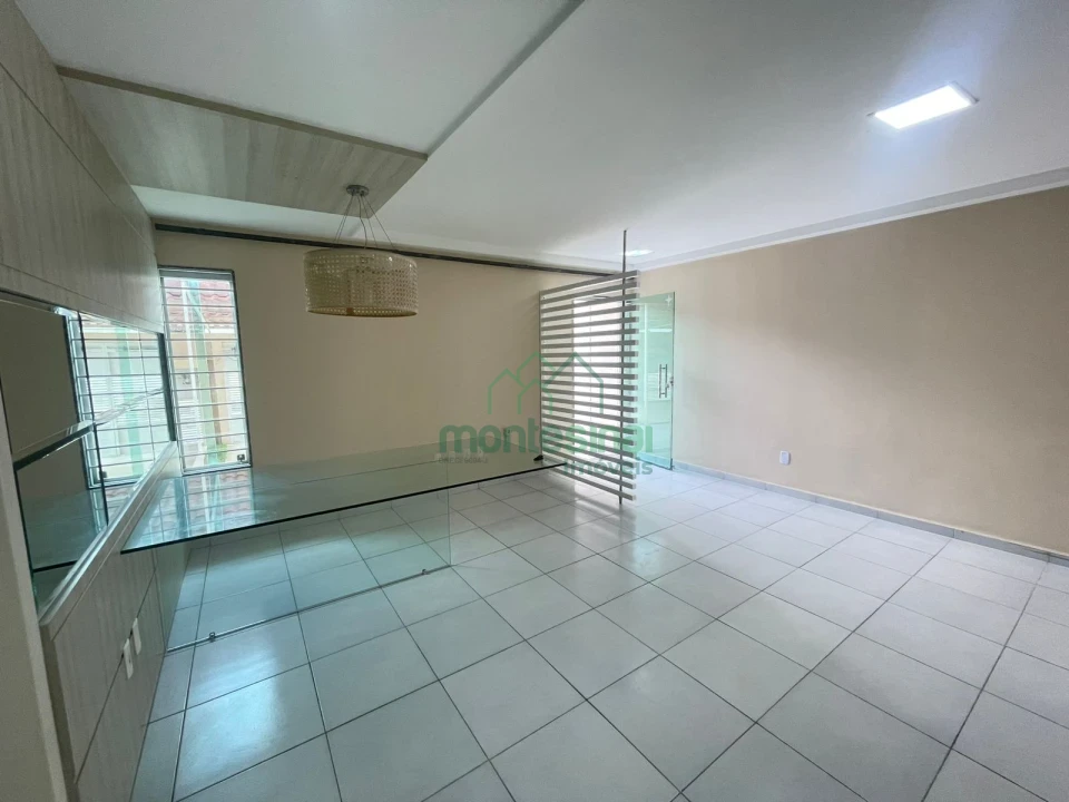 Imagens do imóveis Casa para aluguel R$2.800,00